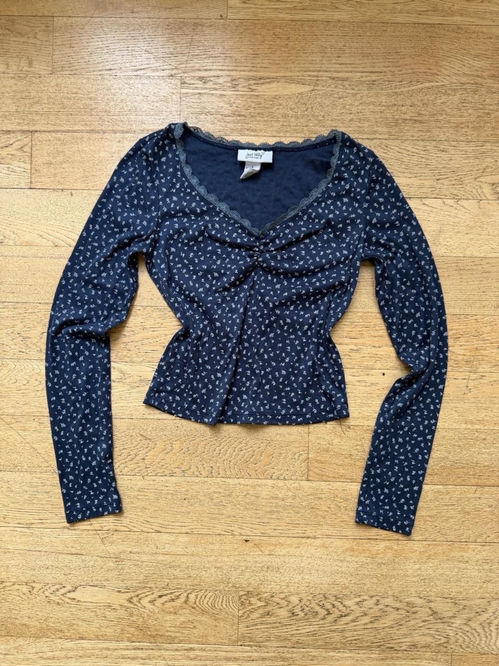 Y2K Just Polly Navy Floral Ruched Top Lace Trim Baby Tee